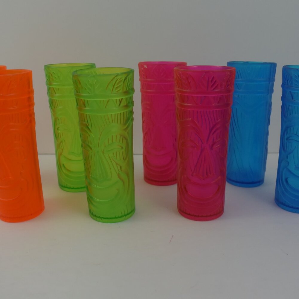 Set of 8 Colorful TIKI Bar Shot Glasses LIKE NEW!